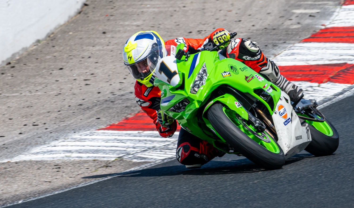 New Sponsor Joins Drop Bear Racing’s Ninja ZX-4RR Cup Title Defence