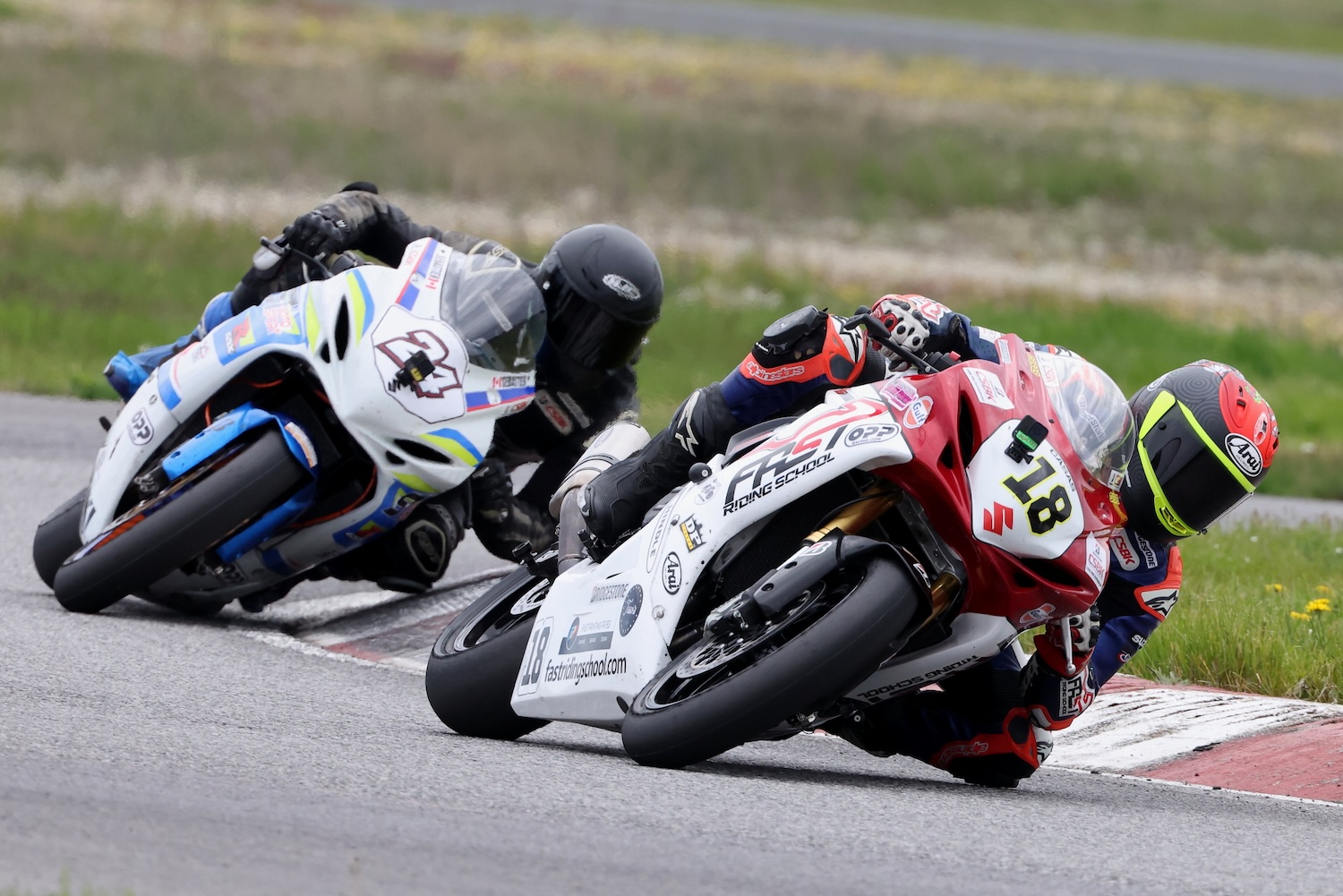 Casas wins opening Supersport round of 2026 at SMP